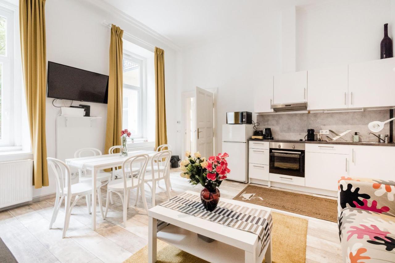 Lavender Apartment Budapest Ngoại thất bức ảnh