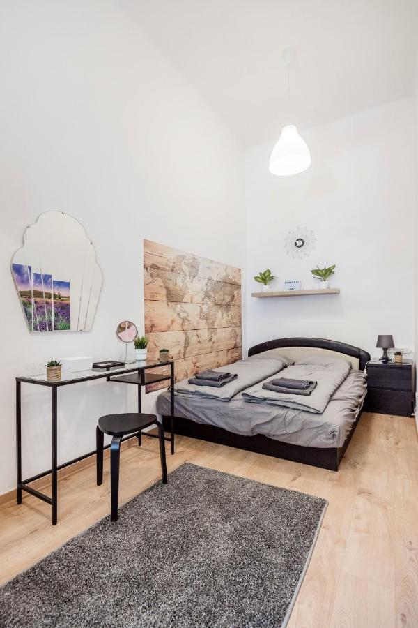 Lavender Apartment Budapest Ngoại thất bức ảnh